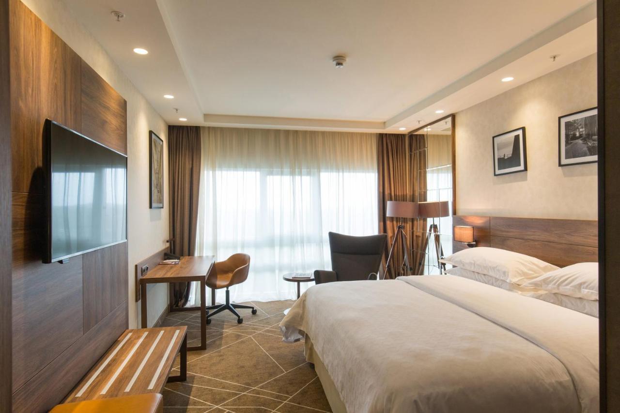 Sheraton Novi Sad Exterior photo